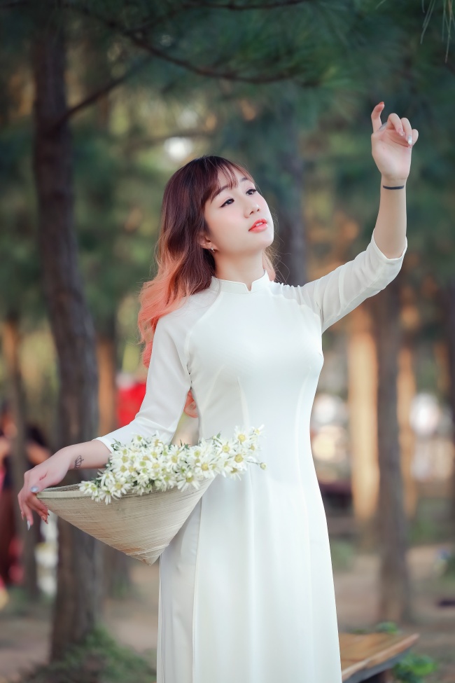 17间房主播跳舞 致命微笑